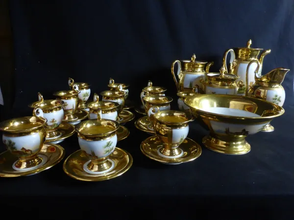 Service à café et thé en porcelaine XIX