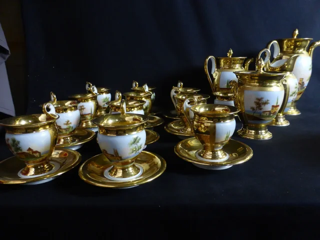 Service à café et thé en porcelaine XIX