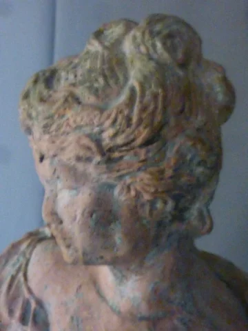 Sculpture en terre cuite