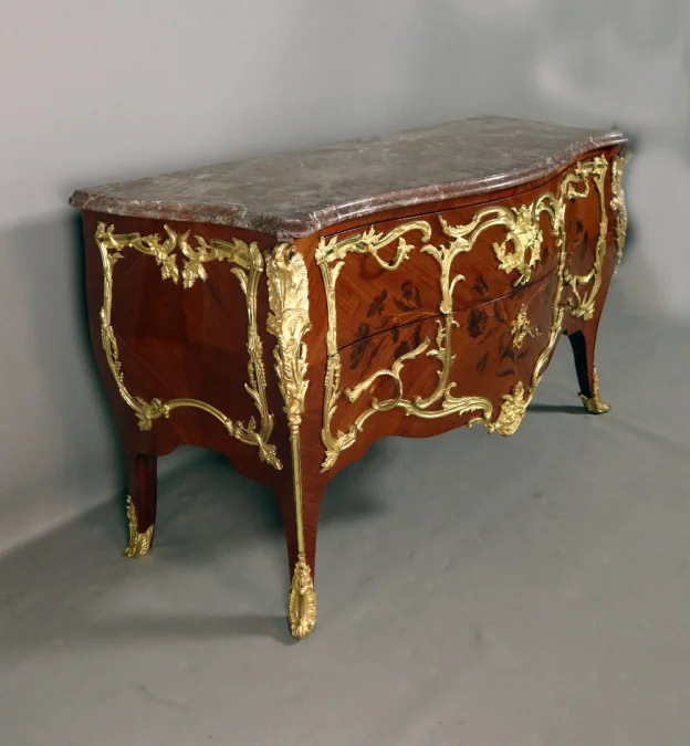 Grande commode Louis XV époque XIX