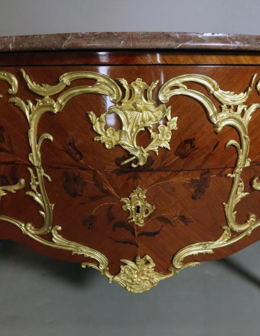 КОМОД СТИЛЬ LOUIS XV