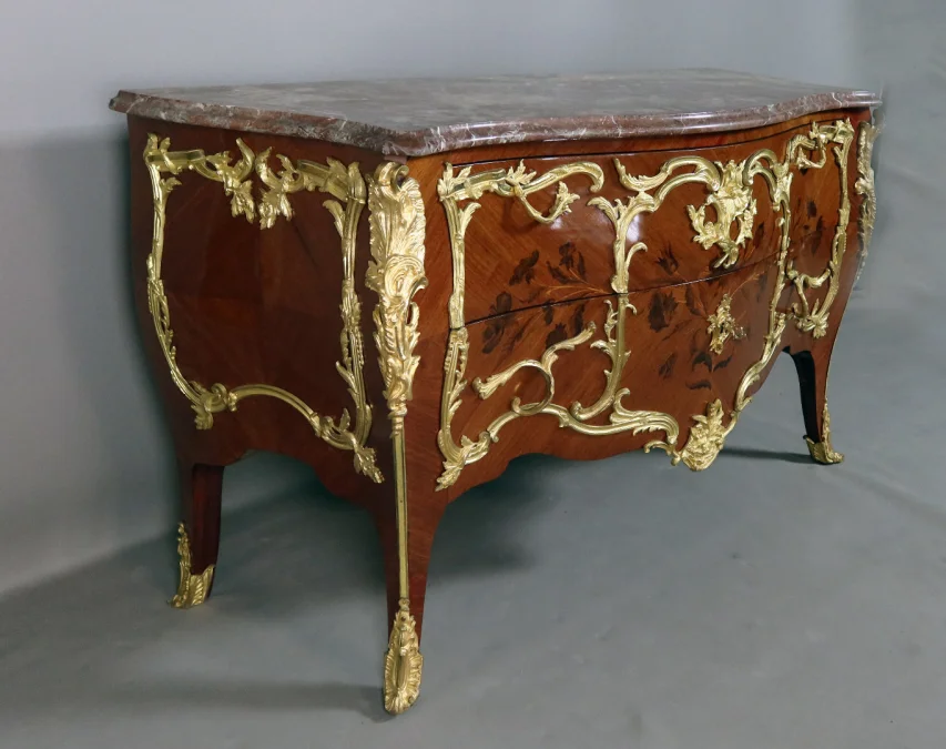 Grande commode Louis XV époque XIX
