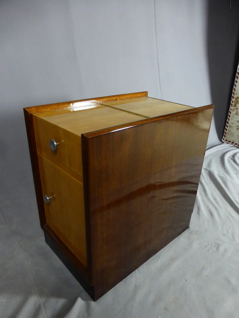 ART DECO PERIOD DRINKS CABINET