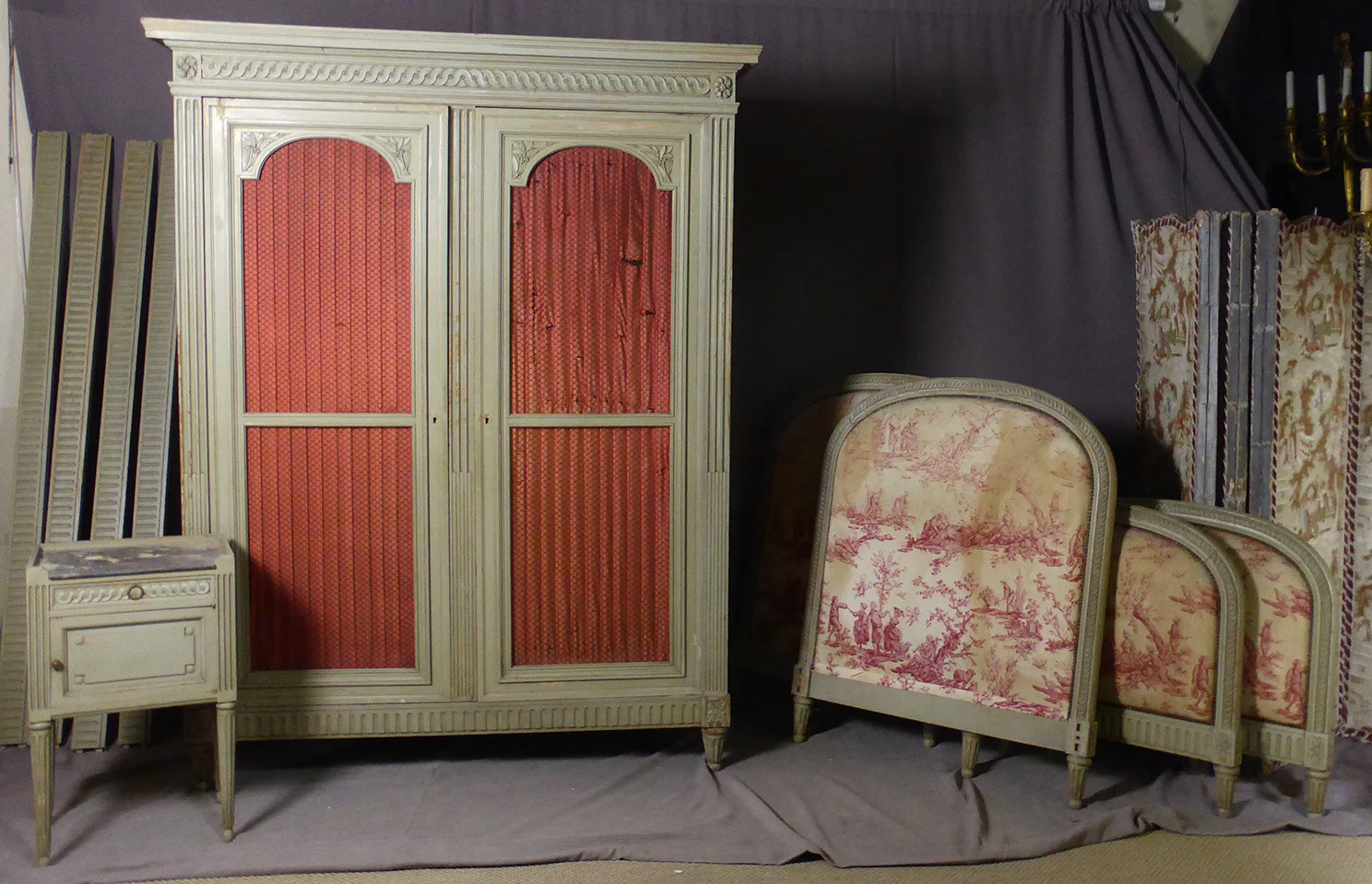 SUITE MIT SCHLAFZIMMER IM LOUIS XVI-STIL
