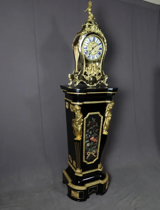 19th CENTURY CLOCK