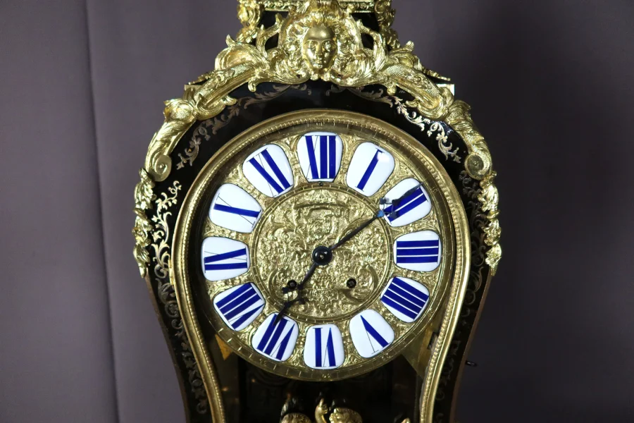 19th CENTURY CLOCK