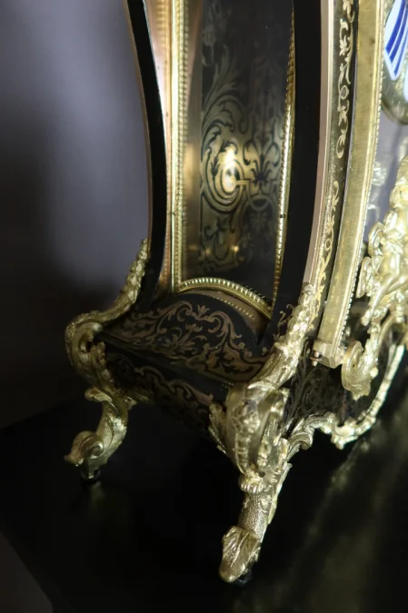 19th CENTURY CLOCK