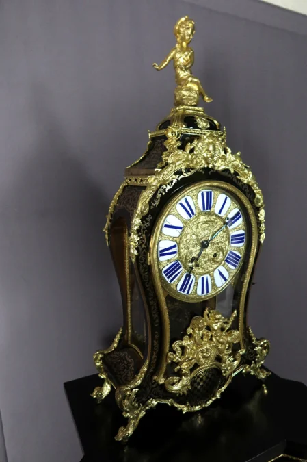 19th CENTURY CLOCK