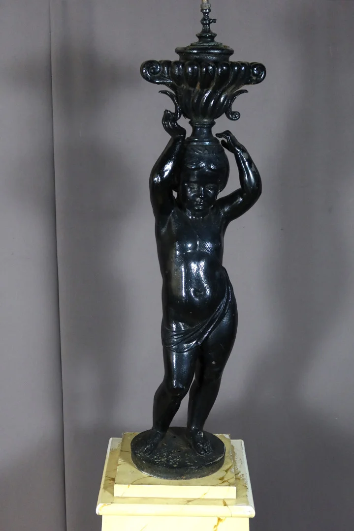 STATUEはJJDUCEL（1801-1877）に署名しました