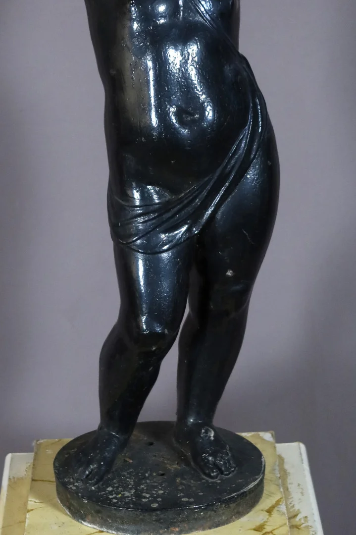 STATUEはJJDUCEL（1801-1877）に署名しました