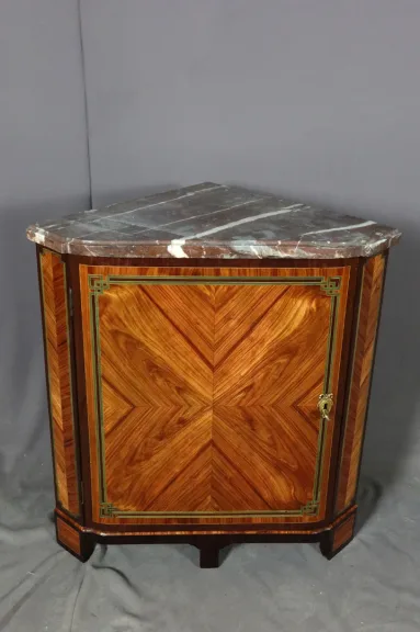 Encoignure XVIII