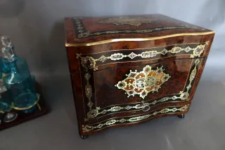 NAPOLEON III PERIODE KASTENKASSETTE