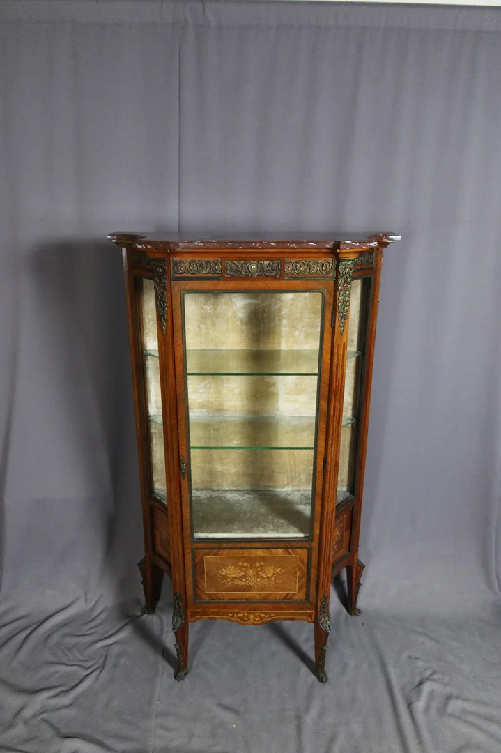 DISPLAY CABINET