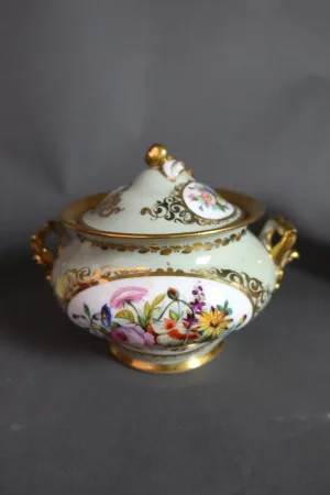 "Service à thé ou Café En Porcelaine XIX"