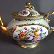 "Service à thé ou Café En Porcelaine XIX"