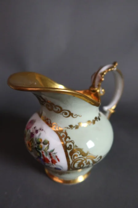 "Service à thé ou Café En Porcelaine XIX"