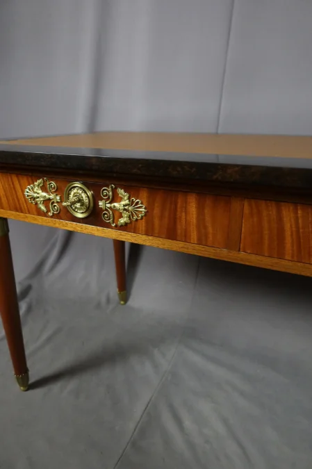 SCHREIBTISCH signiert CHALEYSSIN