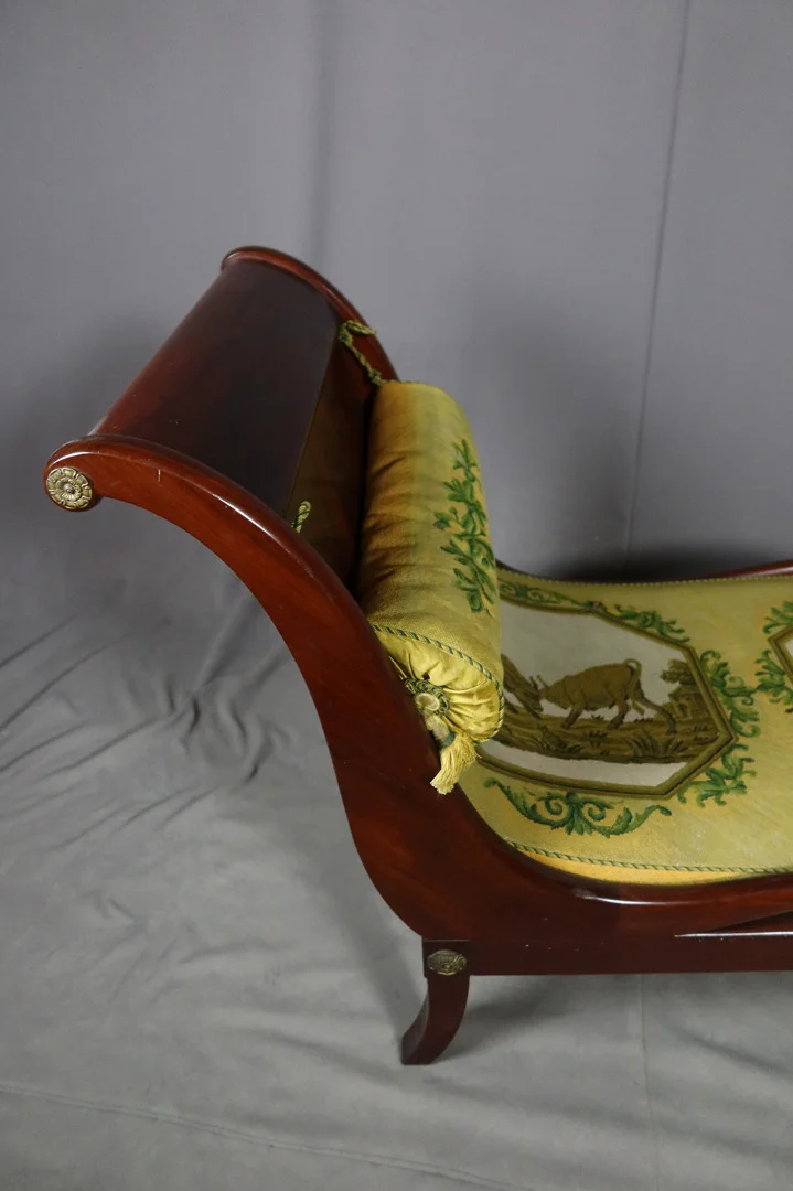 FRENCH EMPIRE STYLE CHAISELONGUE