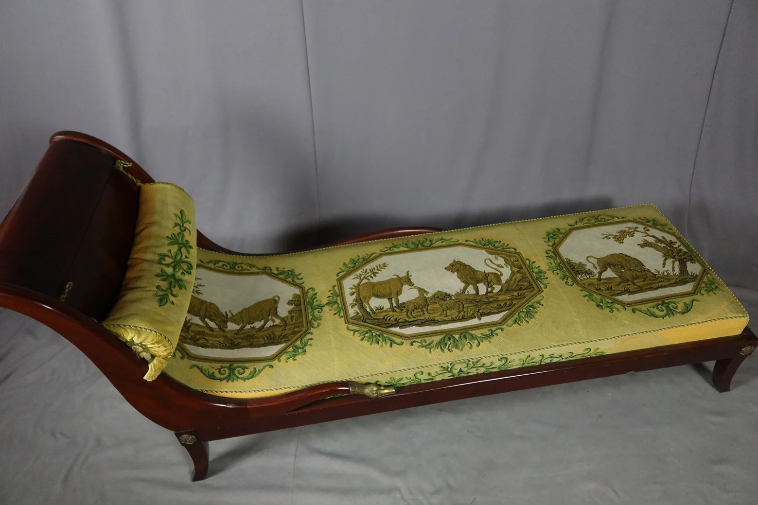 FRENCH EMPIRE STYLE CHAISELONGUE