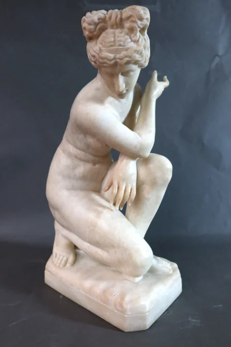 ALABASTER-SKULPTUR