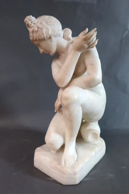 ALABASTER-SKULPTUR