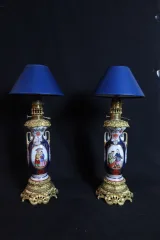 COPPIA DI LAMPADE IN PORCELLANA