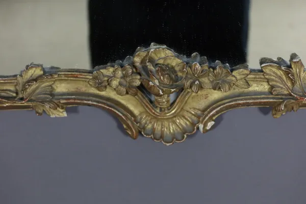 Miroir En Bois Sculpté Et Doré XIX
