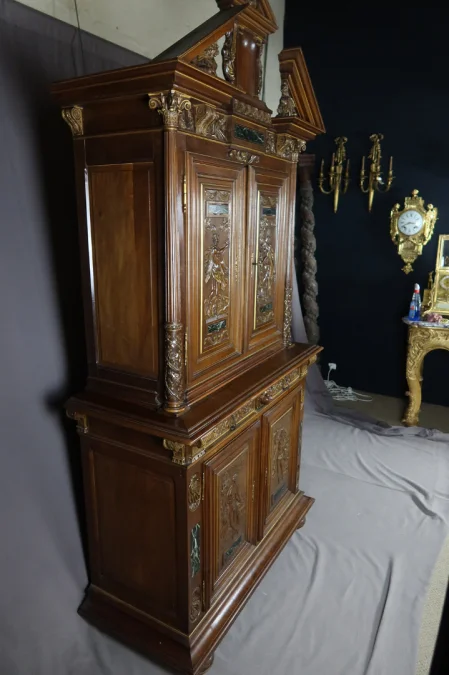 Buffet Noyer Sculpté