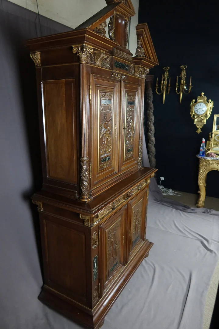 Buffet Noyer Sculpté
