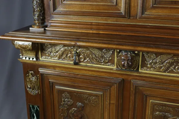 Buffet Noyer Sculpté