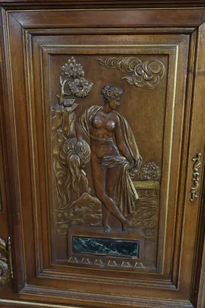 Buffet Noyer Sculpté