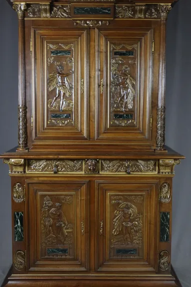Buffet Noyer Sculpté