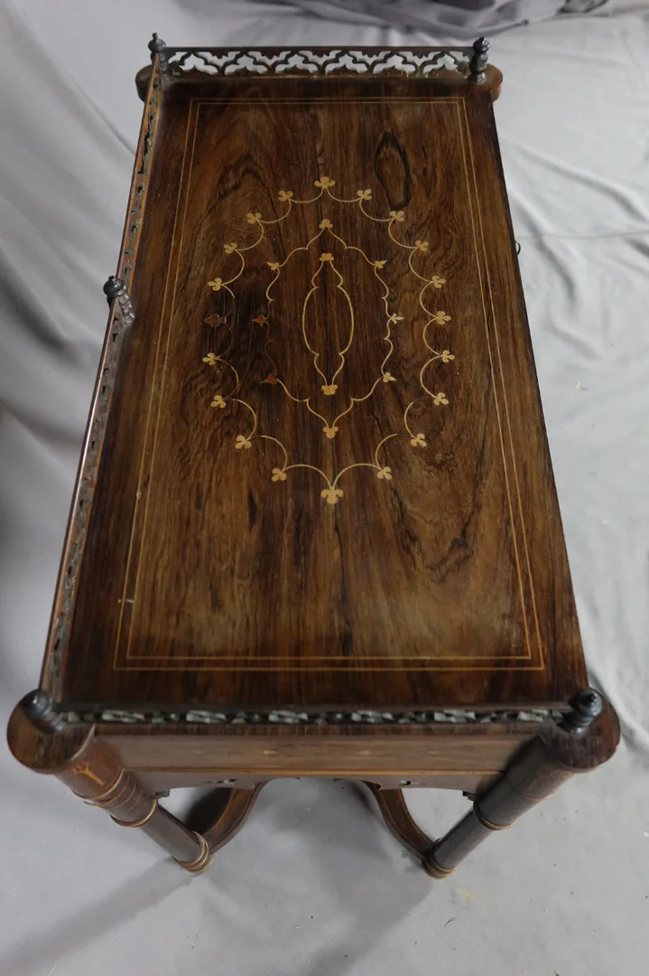 MESA ESTILO CHARLES X