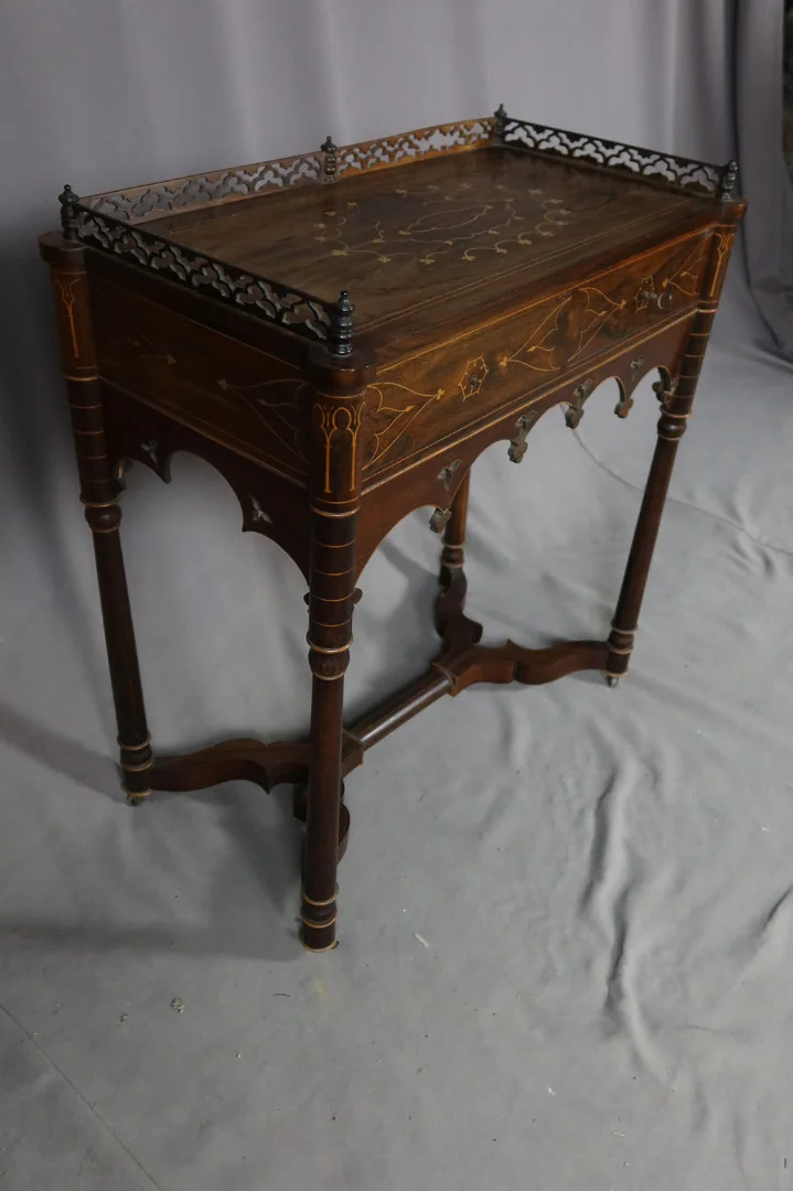 MESA ESTILO CHARLES X