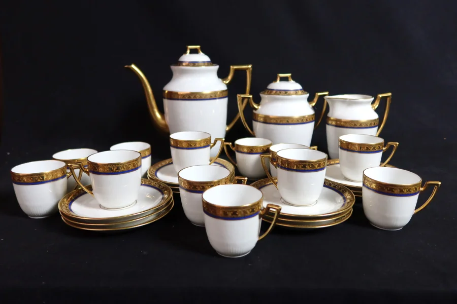 "Service à Café En Porcelaine De Limoges"