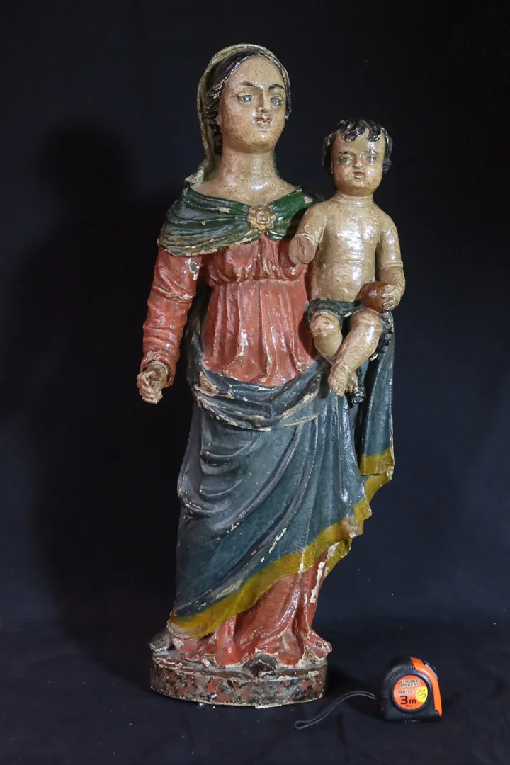 "Sculpture " Vierge à l'enfant " XVIII"