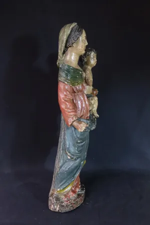 "Sculpture " Vierge à l'enfant " XVIII"