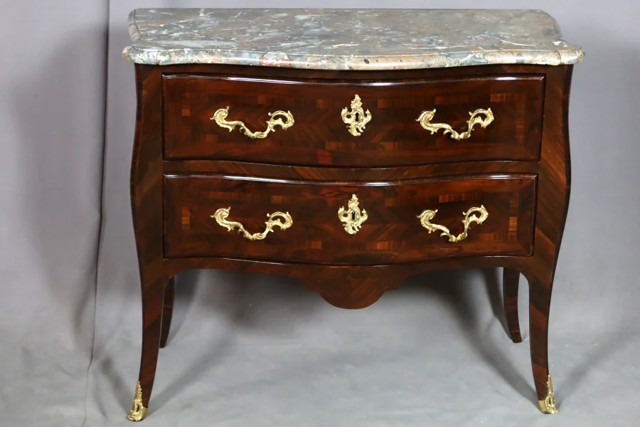 Commode Sauteuse XVIII