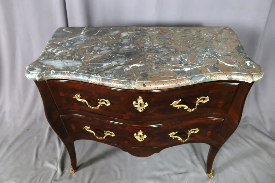 Commode Sauteuse XVIII