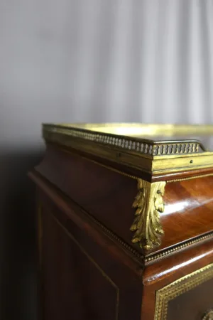 Cartonnier style Louis XVI