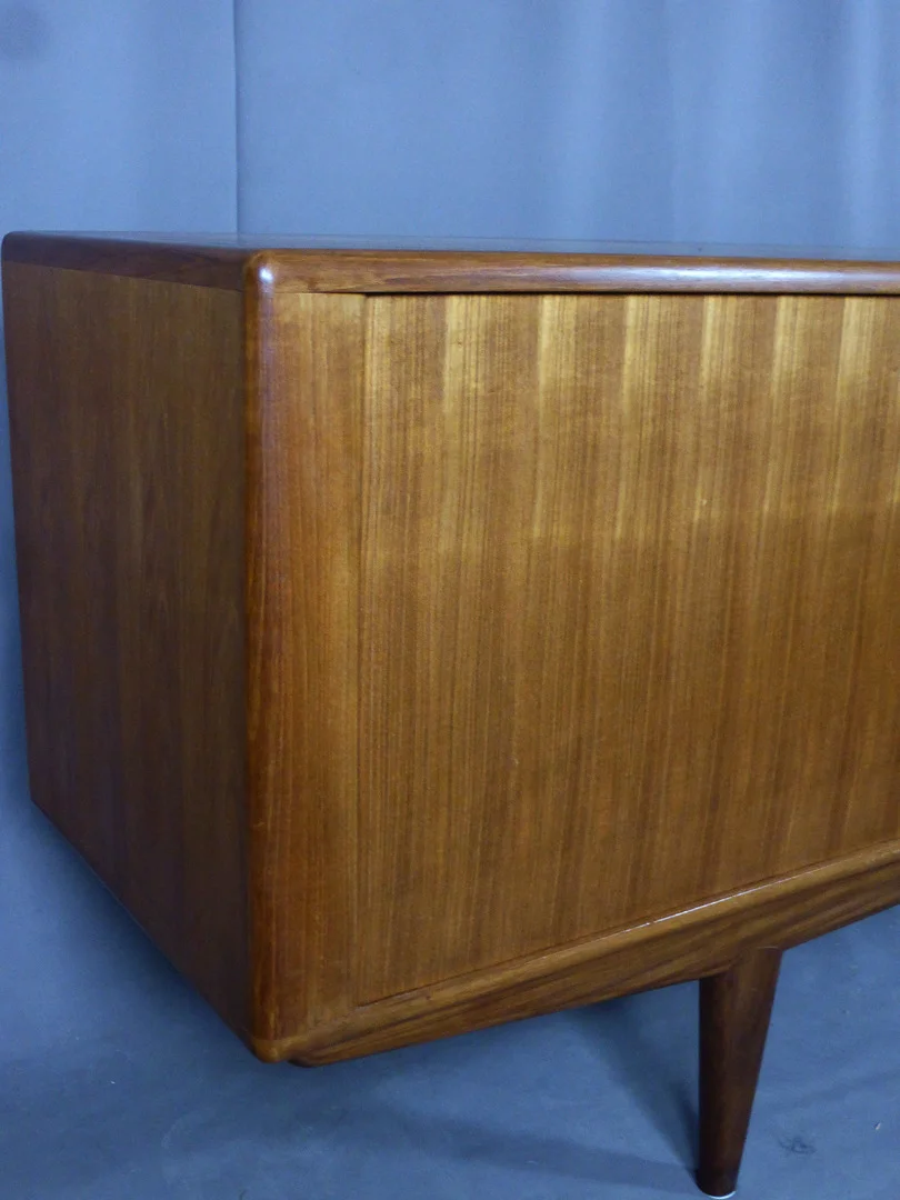 VINTAGE SIDEBOARD