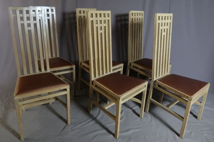 VINTAGE CHAIRS