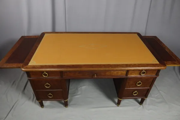 Bureau En Acajou Maison Haentges à Paris