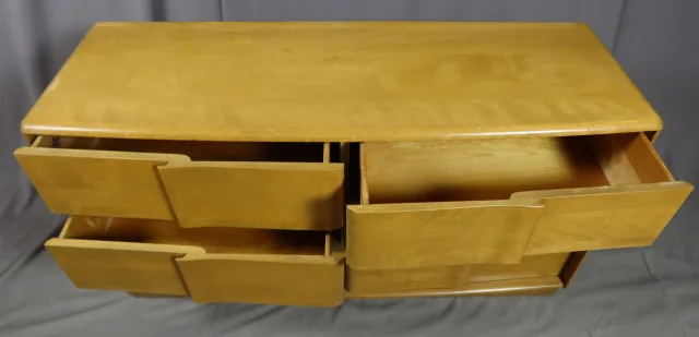 VINTAGE CHEST OF DRAWERS