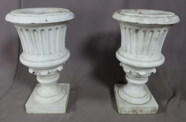 Paire De vases Médicis En Marbre