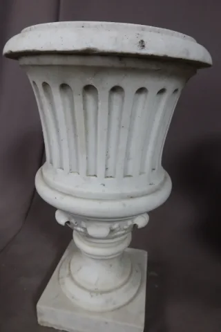 ПАРА МРАМОРНЫХ ВАЗ
