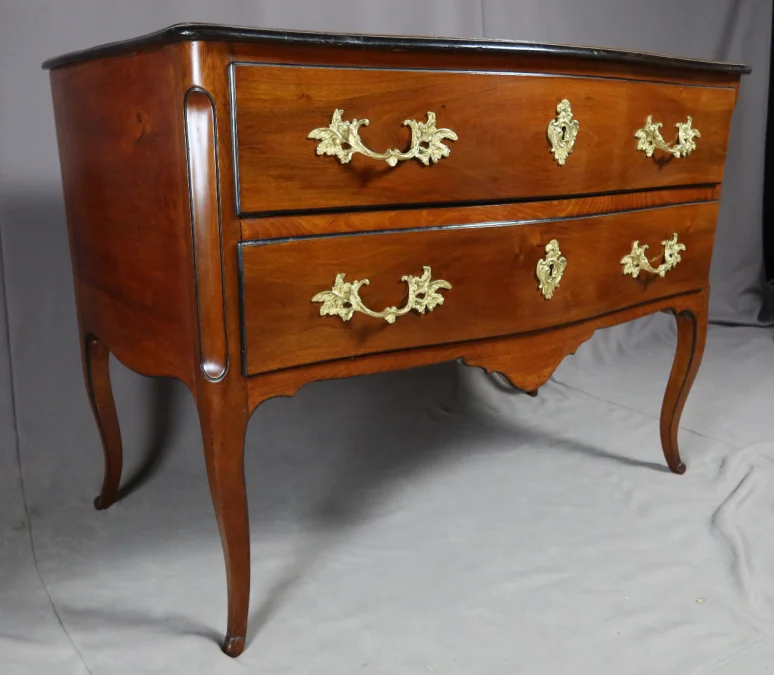 Commode Sauteuse XVIII En Noyer