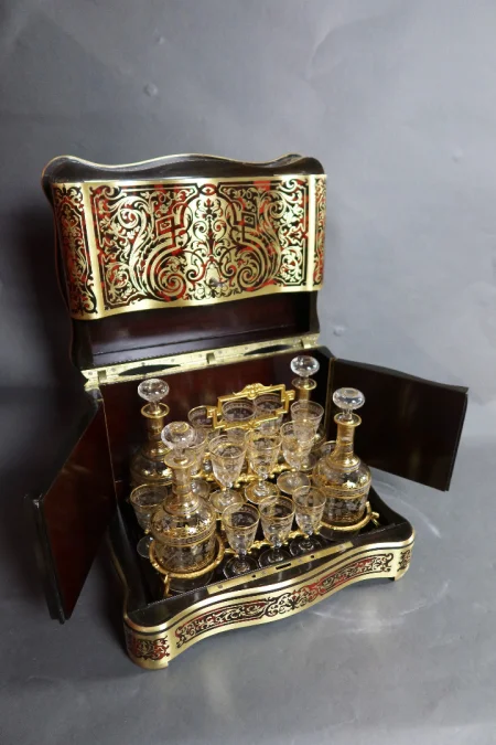 KASTEN FÜR BOULLE-DEKANTER