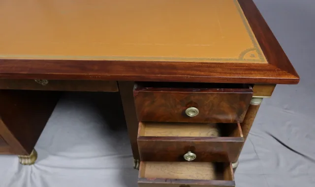 Bureau De Style Empire