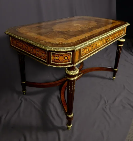 19e EEUWSE SCHRIJFTAFEL
